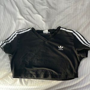 ADIDAS CROP TOP